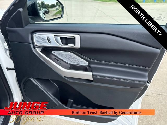 Certified 2024 Ford Explorer Limited w/ Limited Technology Package AWD/4WD image 8