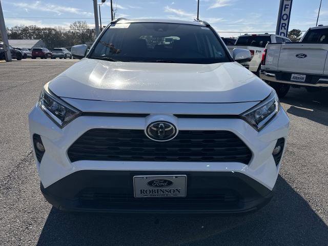 Used 2019 Toyota RAV4 XLE w/ Convenience Package FWD image 2