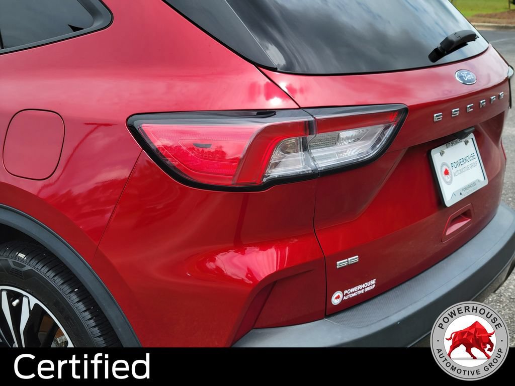 Certified 2022 Ford Escape SE w/ SE Sport Appearance Package FWD image 13