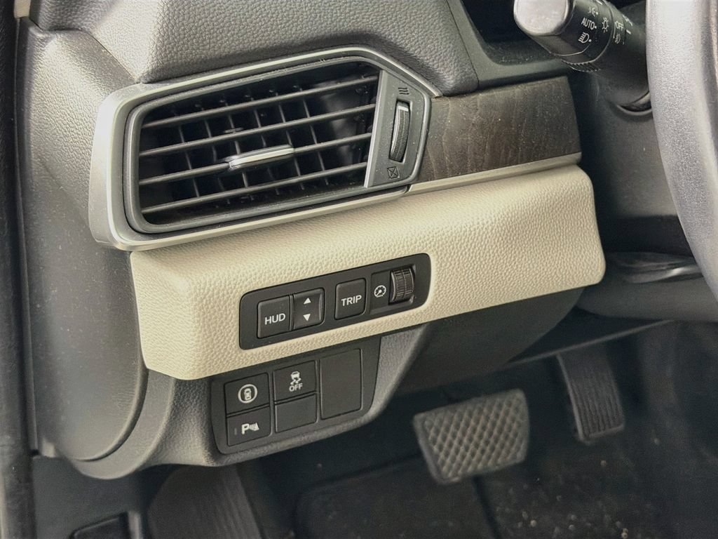 Used 2018 Honda Accord Touring image 12