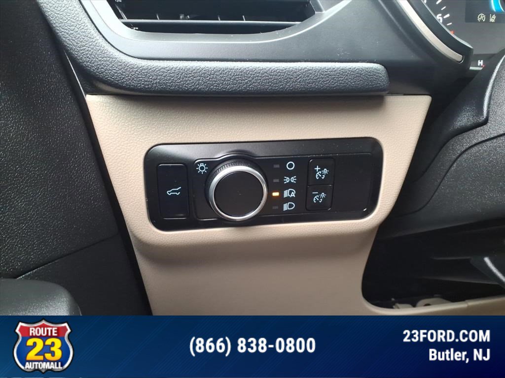 Certified 2022 Ford Escape SE w/ Convenience Package image 16