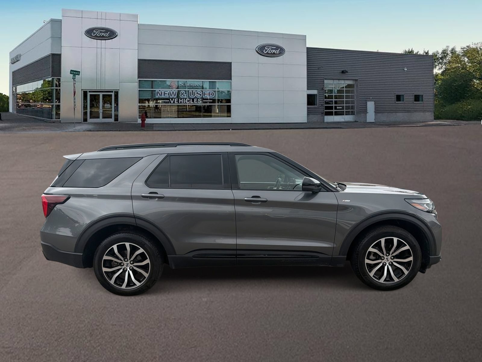 Certified 2025 Ford Explorer ST-Line AWD/4WD image 12