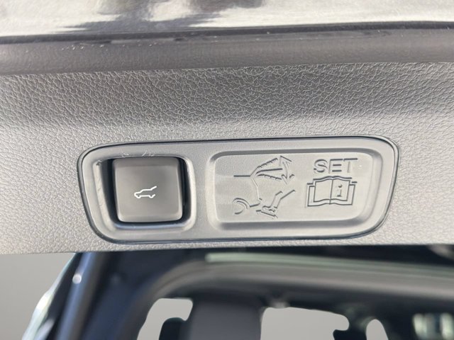 Certified 2023 Ford Expedition Platinum RWD image 10
