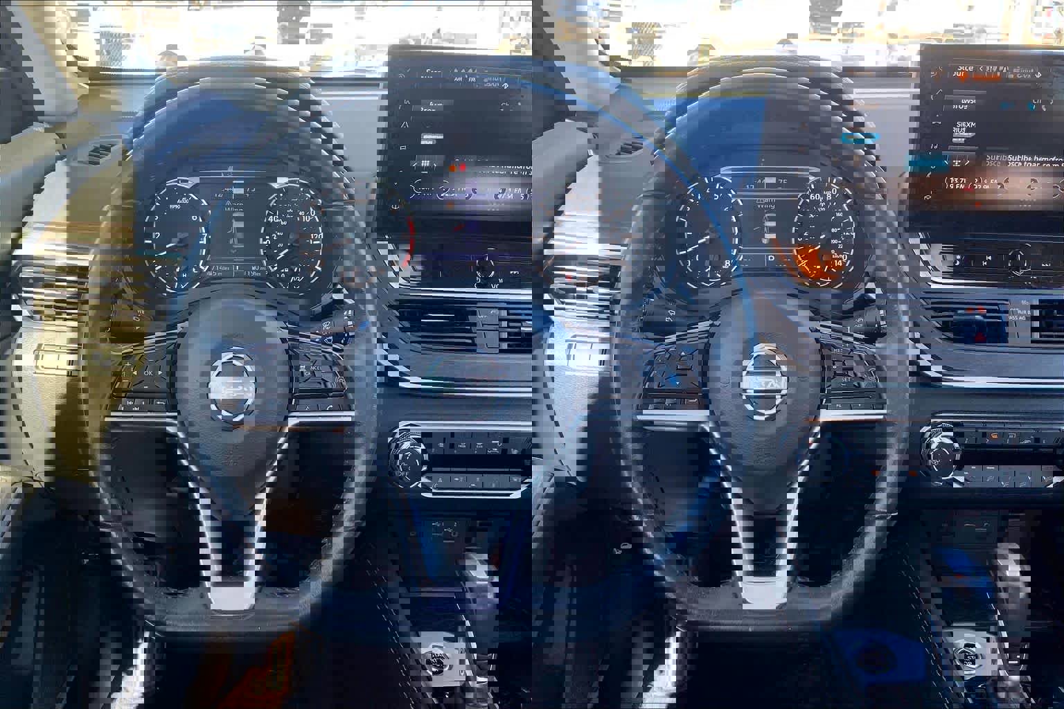 Used 2024 Nissan Altima 2.5 SV w/ SV Premium Package image 5