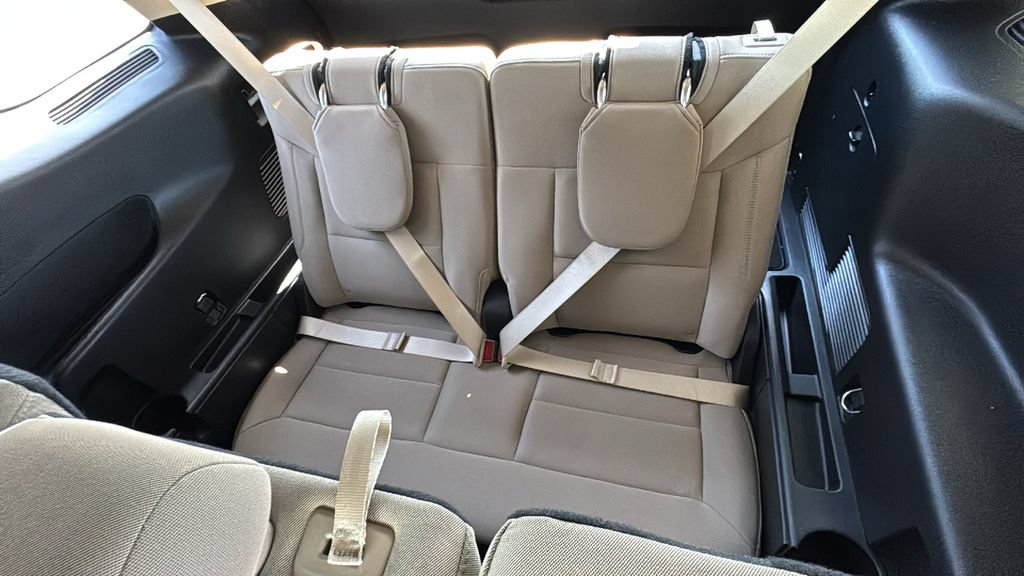 Certified 2020 Ford Explorer XLT RWD image 24