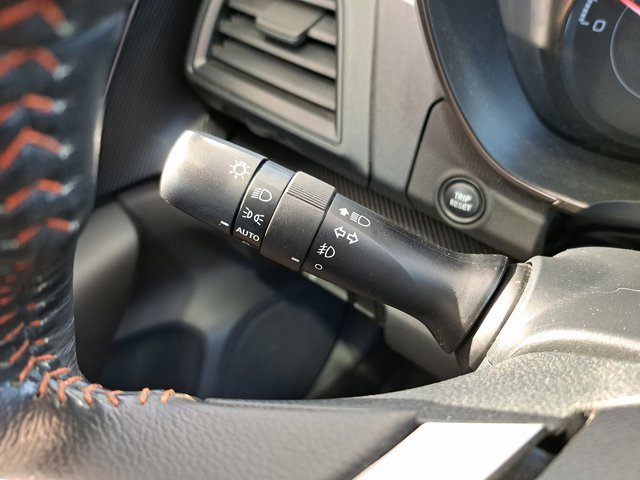 Used 2018 Subaru Crosstrek 2.0i Premium image 21