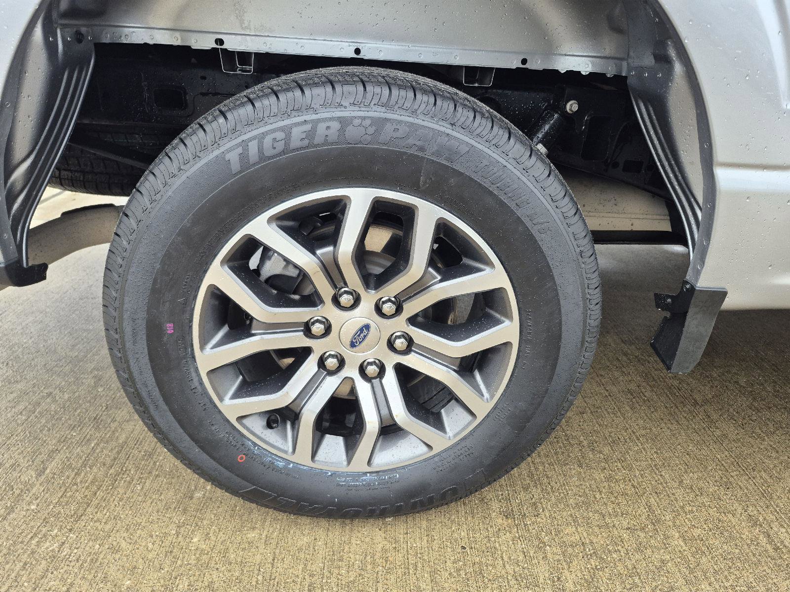 Certified 2022 Ford F150 Lariat image 25