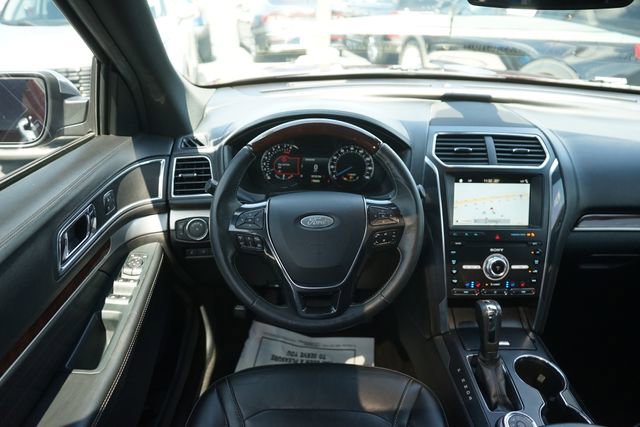 Certified 2019 Ford Explorer Platinum AWD/4WD image 24
