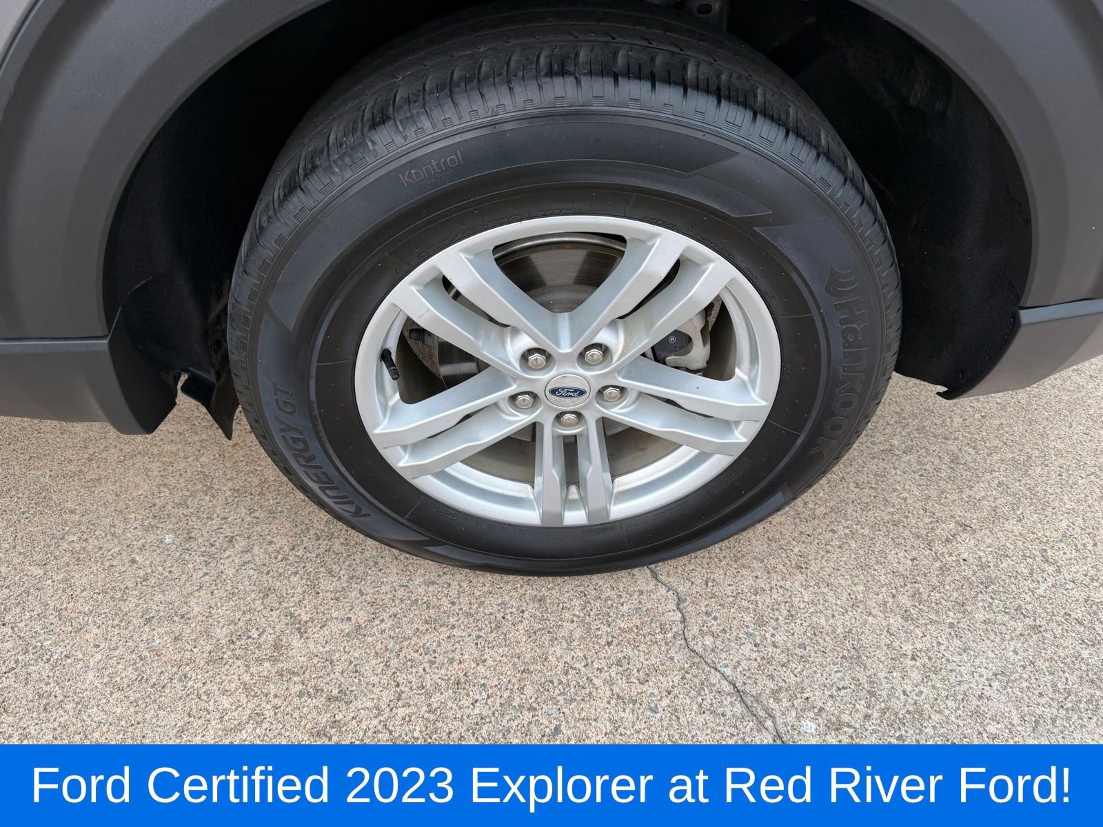 Certified 2023 Ford Explorer XLT image 9