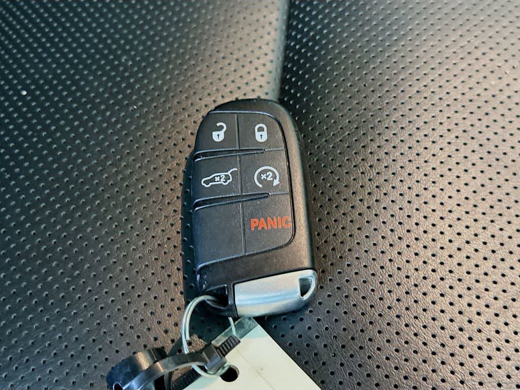 Used 2025 Dodge Durango R/T AWD/4WD image 22