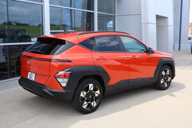 Used 2025 Hyundai Kona SEL FWD image 3