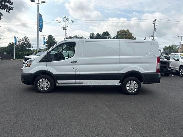 Certified 2025 Ford Transit 250 Low Roof w/ Exterior Upgrade Package RWD image 4