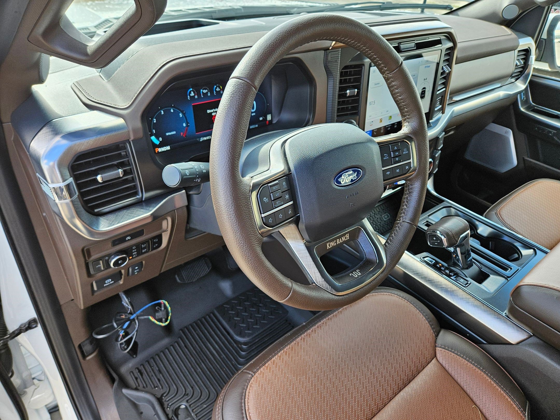 Certified 2025 Ford F150 King Ranch AWD/4WD image 16