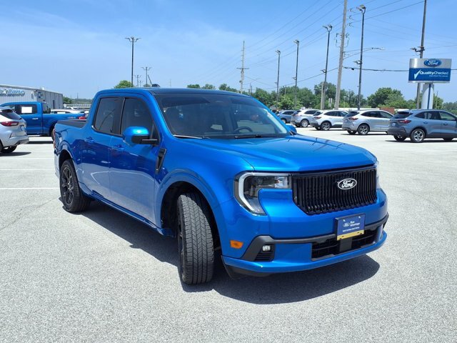 Certified 2025 Ford Maverick Lobo AWD/4WD image 6