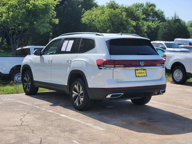 Used 2024 Volkswagen Atlas SE FWD image 6