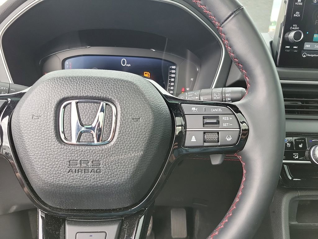 Used 2025 Honda Pilot Black Edition image 19