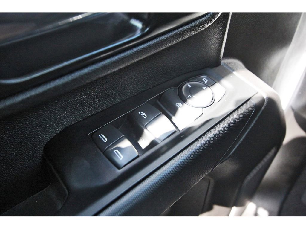 Used 2024 GMC Sierra 3500 Pro image 23