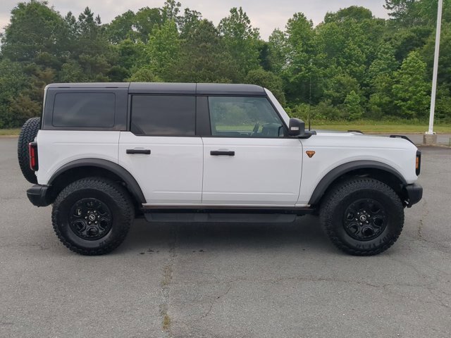 Certified 2025 Ford Bronco Badlands AWD/4WD image 3