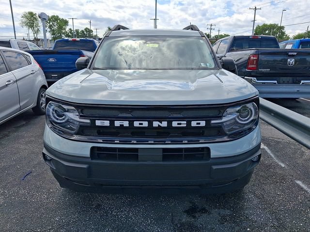 Certified 2023 Ford Bronco Sport Outer Banks w/ Tech Package AWD/4WD image 2