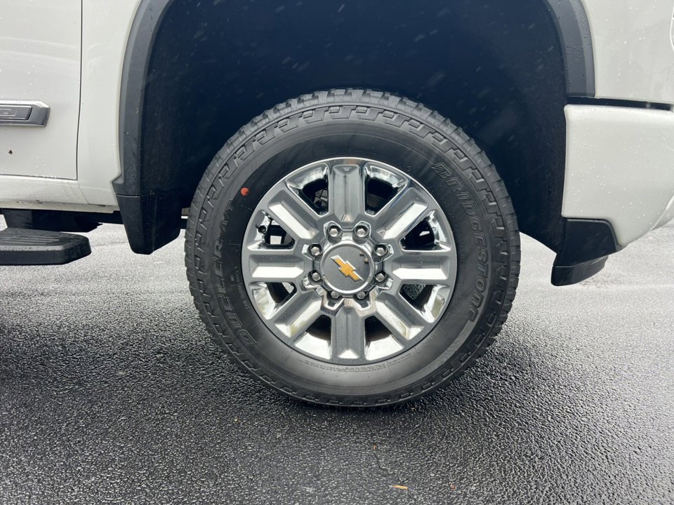 Used 2024 Chevrolet Silverado 3500 High Country w/ High Country Premium Package image 12