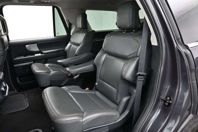 Certified 2025 Ford Expedition Active AWD/4WD image 31
