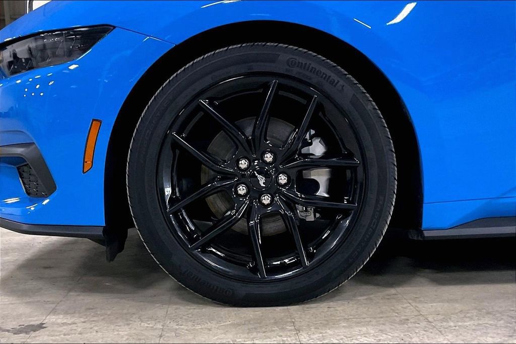 Certified 2025 Ford Mustang Premium image 11