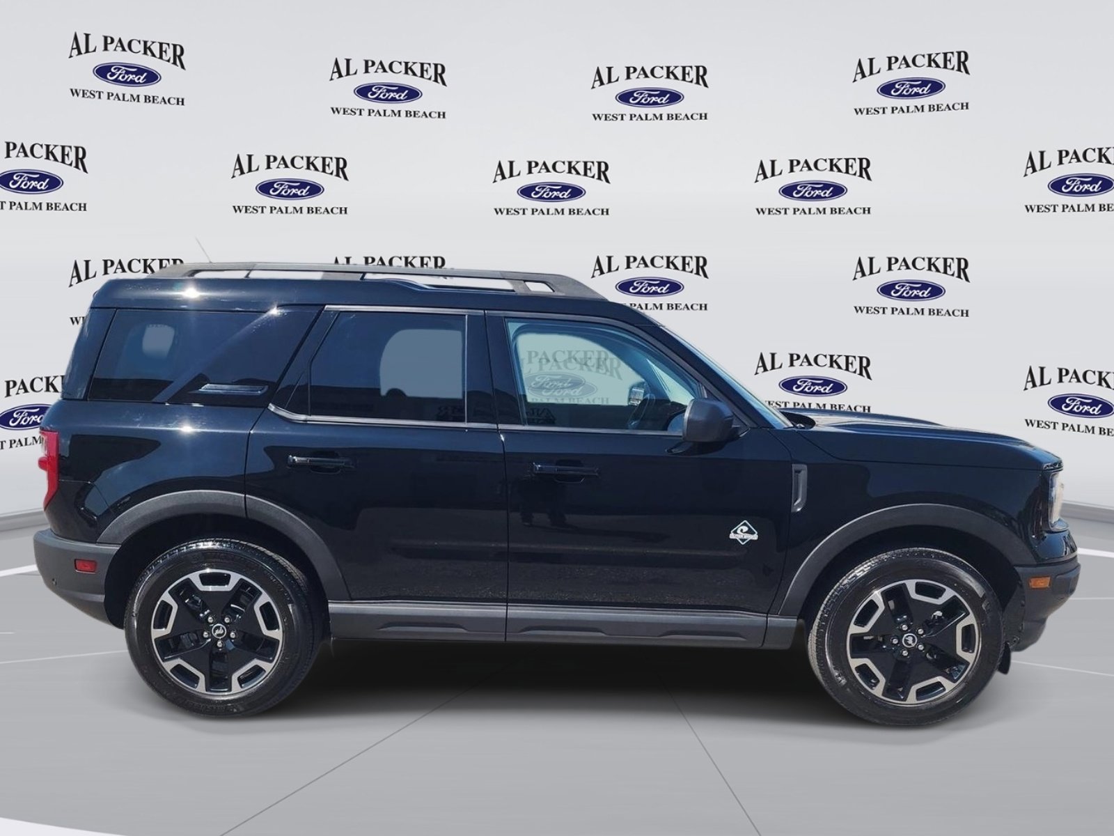 Certified 2022 Ford Bronco Sport Outer Banks w/ Tech Package AWD/4WD image 6