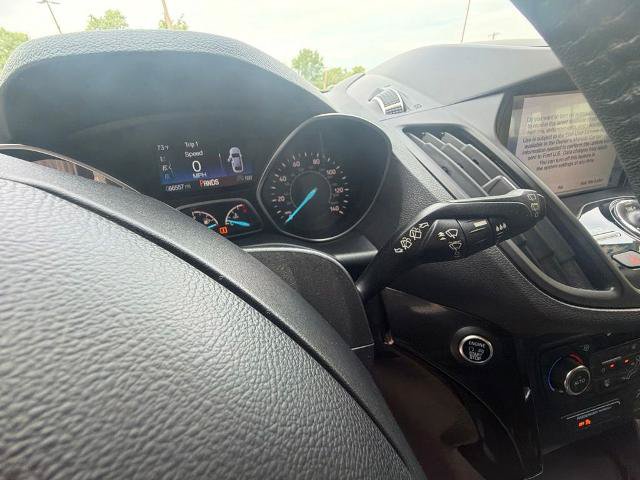 Certified 2017 Ford Escape Titanium AWD/4WD image 31