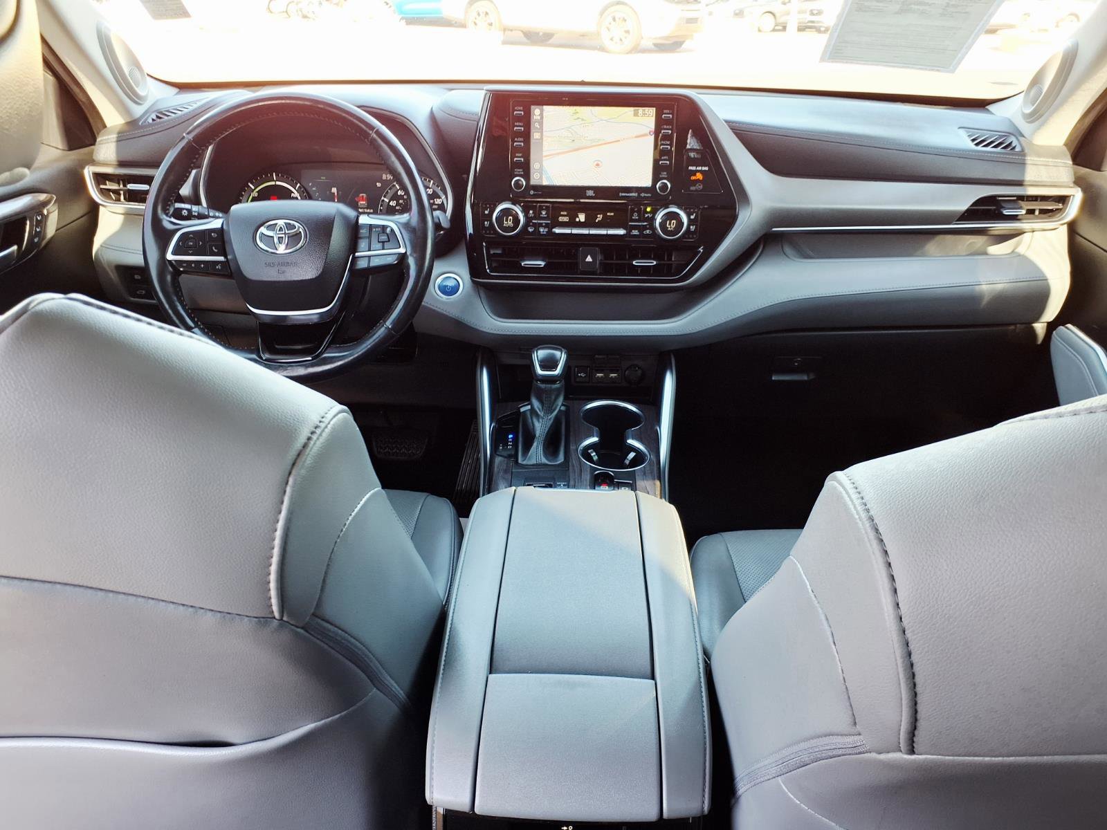 Used 2021 Toyota Highlander Limited image 19