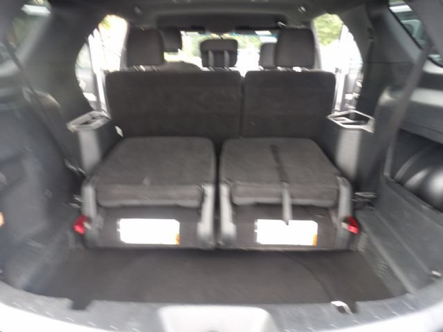 Certified 2019 Ford Explorer XLT w/ Equipment Group 201A FWD image 29