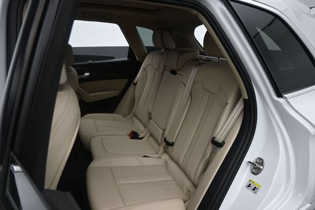 Used 2025 Audi Q5 Premium Plus w/ Premium Plus Package AWD/4WD image 25