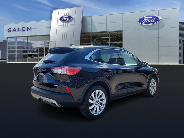 Certified 2022 Ford Escape Titanium w/ Titanium Elite Package image 3