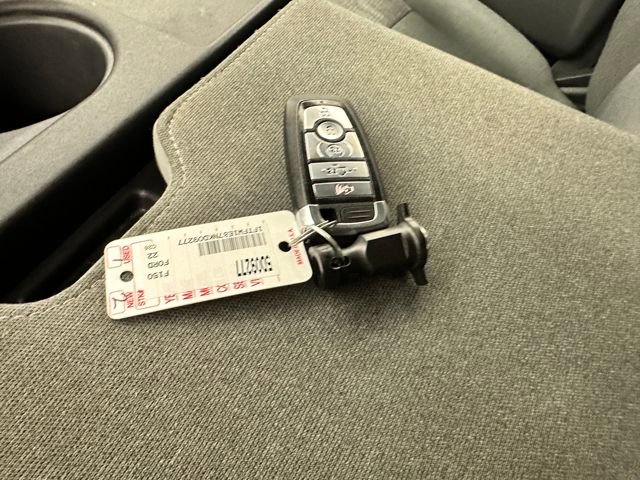 Certified 2022 Ford F150 XLT w/ Equipment Group 302A High image 31