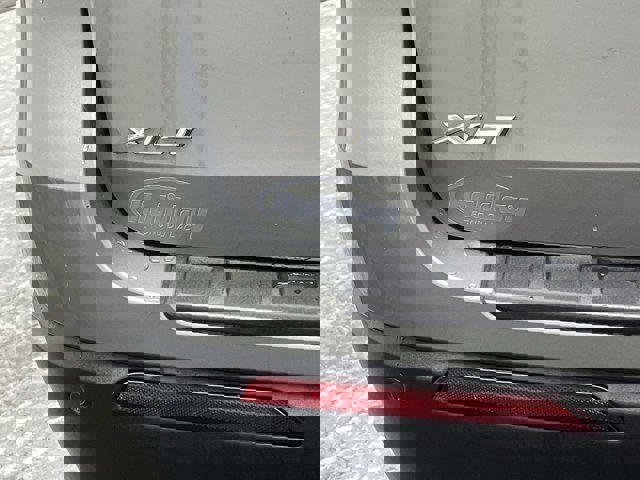 Certified 2020 Ford Explorer XLT w/ Equipment Group 202A image 39