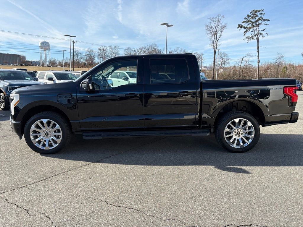 Certified 2022 Ford F150 Lightning Lariat image 7