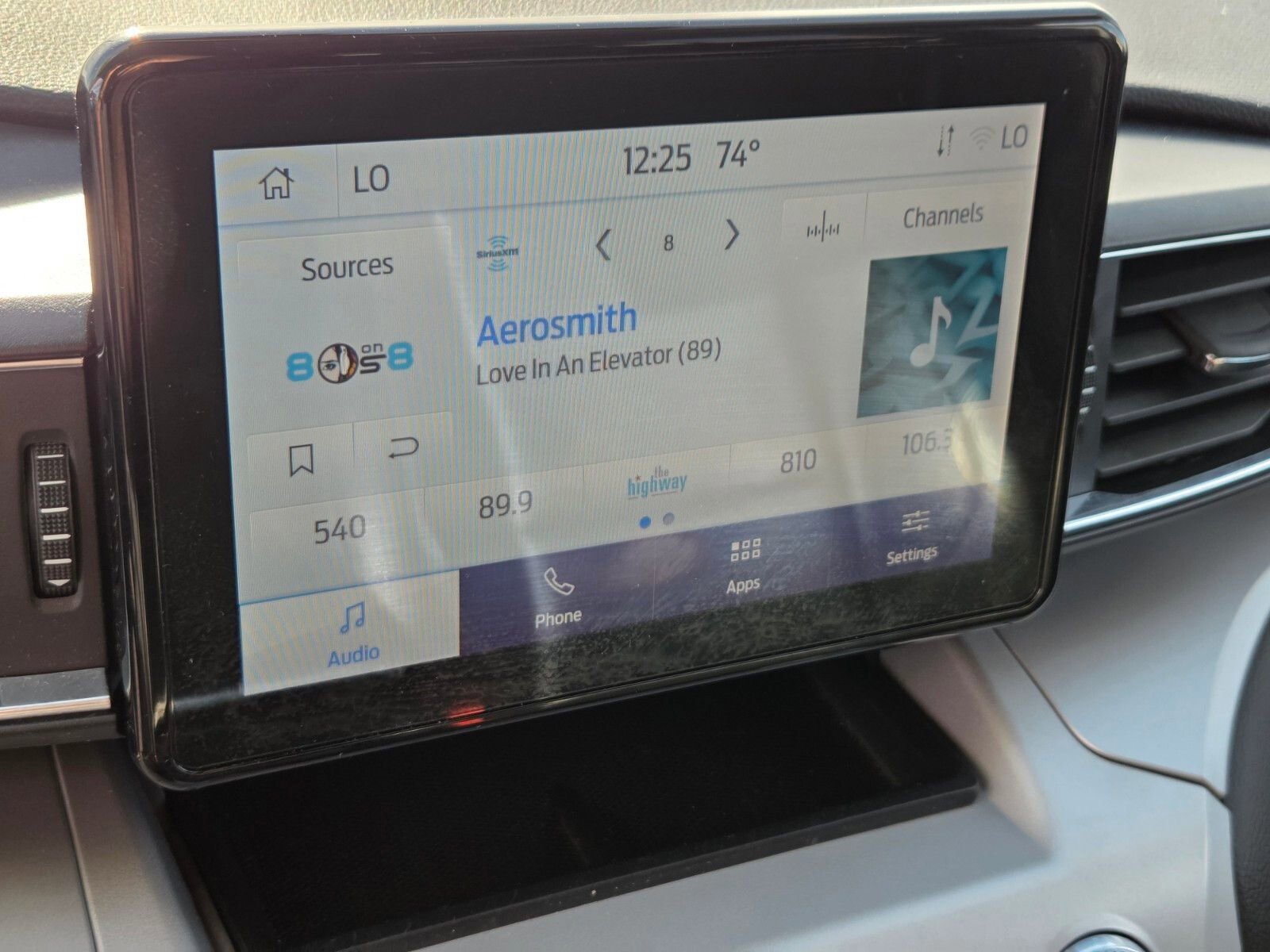 Certified 2023 Ford Explorer XLT w/ Equipment Group 202A image 21