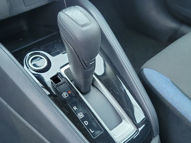 Used 2025 Nissan Versa SV FWD image 27