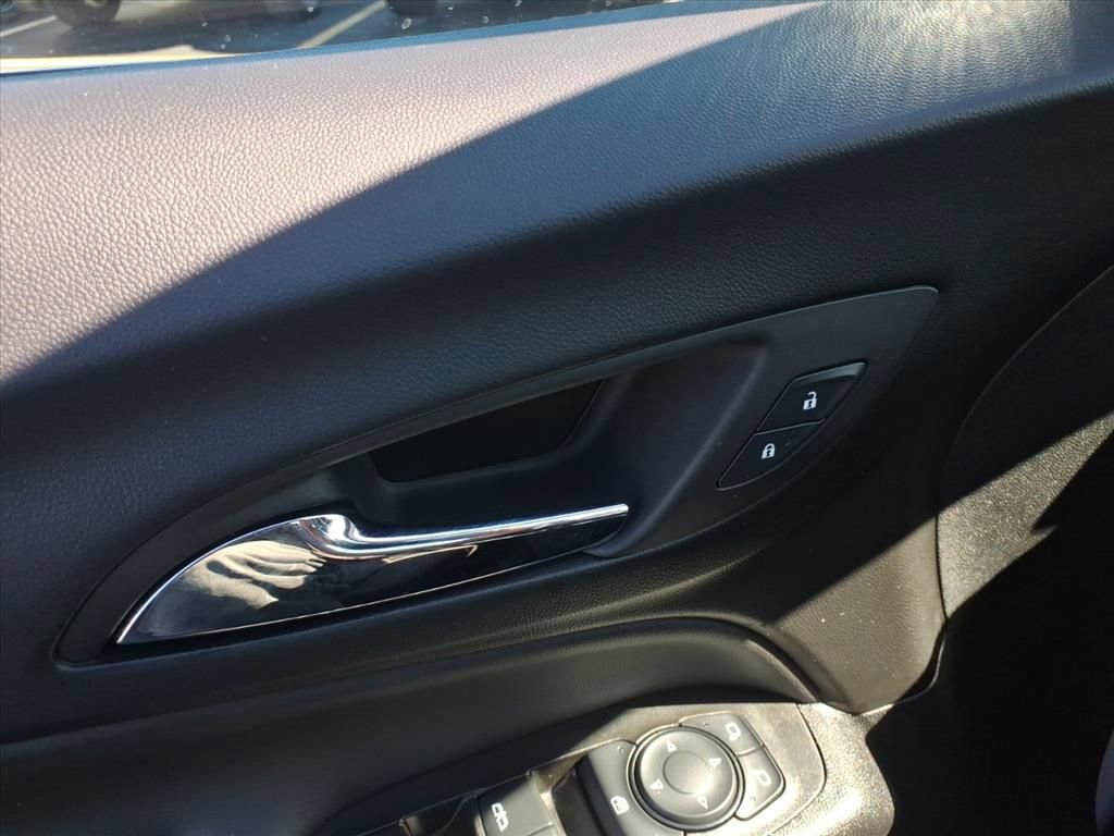 Used 2024 Chevrolet Equinox LT image 15