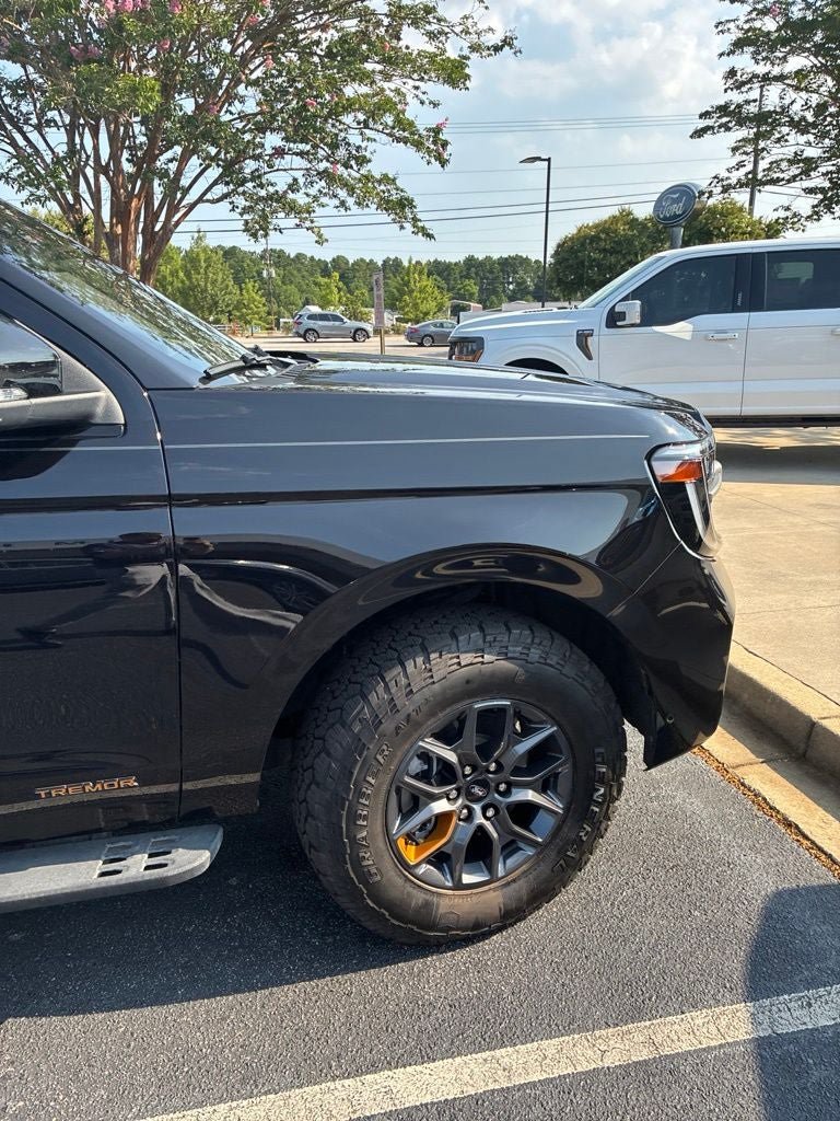 Certified 2025 Ford Expedition Tremor AWD/4WD image 16