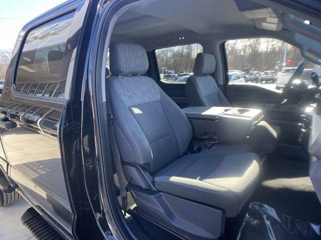 Certified 2024 Ford F250 XLT w/ Snow Plow Prep Package image 31