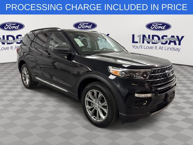 Certified 2023 Ford Explorer XLT w/ Equipment Group 202A