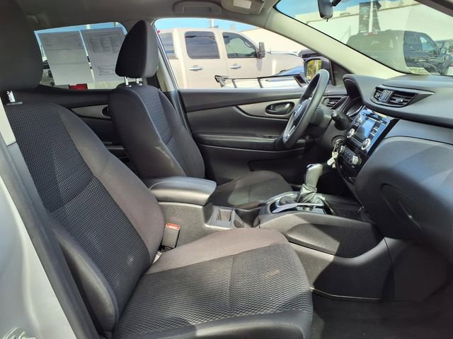 Used 2018 Nissan Rogue Sport S image 24