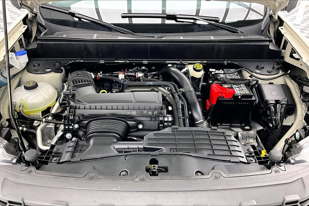 Certified 2025 Ford Maverick Tremor AWD/4WD image 10