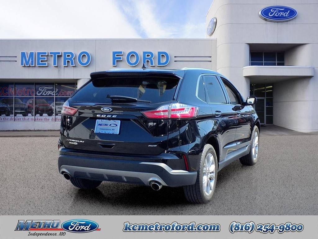 Certified 2024 Ford Edge Titanium AWD/4WD image 3