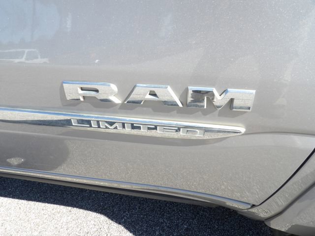 Used 2019 RAM 1500 Limited image 10