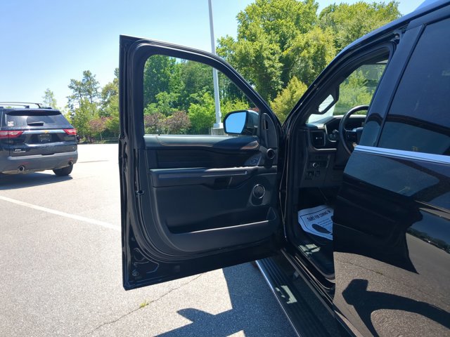 Certified 2022 Ford Expedition Platinum RWD image 13