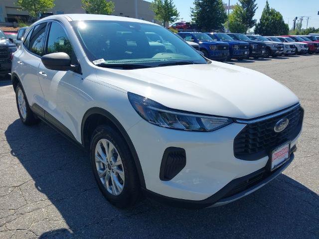 Certified 2024 Ford Escape Active AWD/4WD image 2