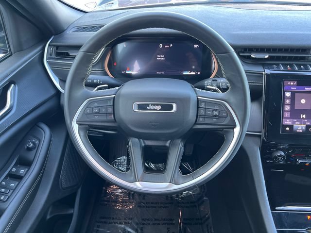 Used 2024 Jeep Grand Cherokee Altitude AWD/4WD image 17