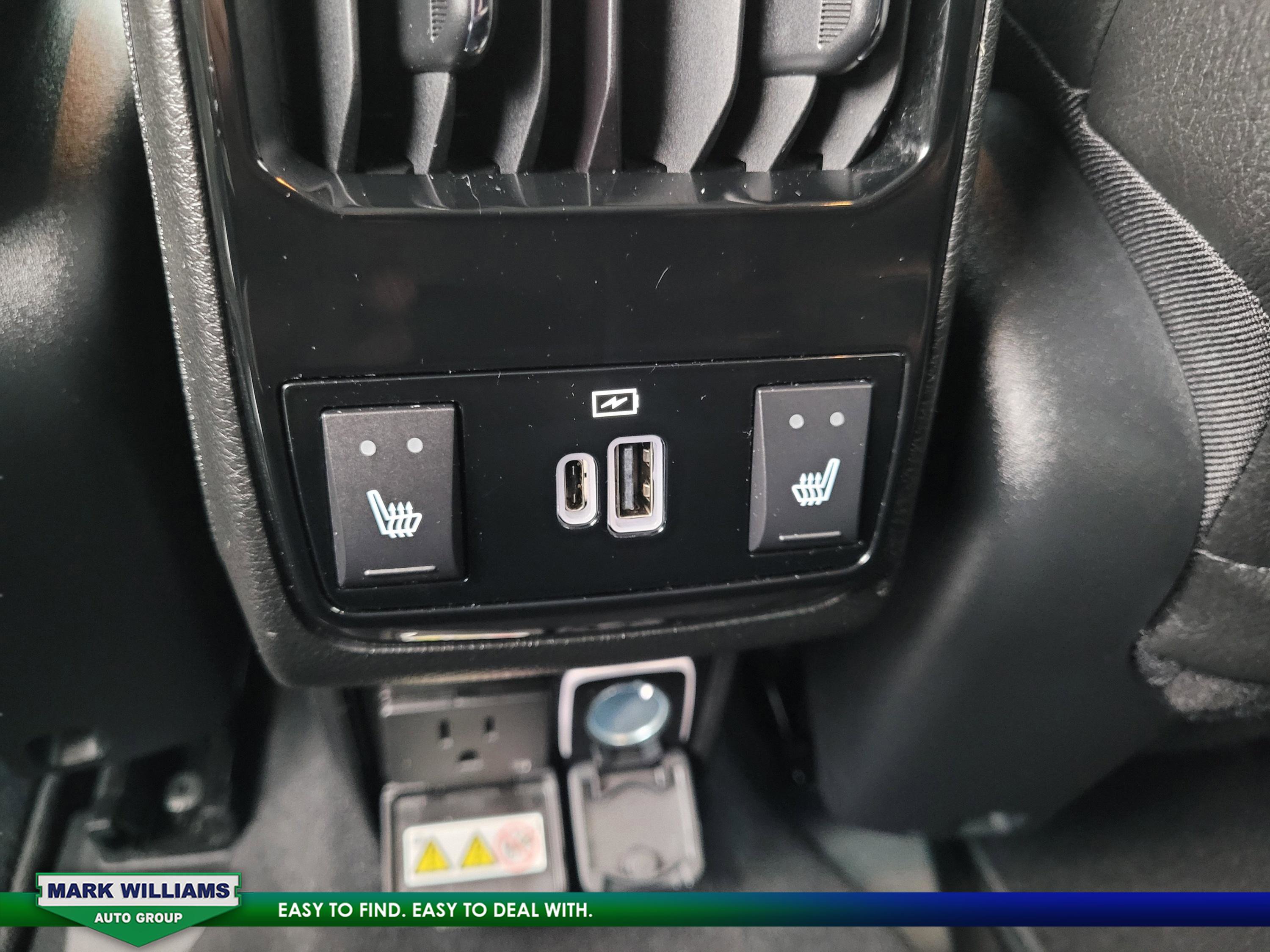 Used 2022 Jeep Compass Limited w/ Elite Group image 16