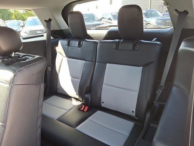 Certified 2022 Ford Explorer XLT w/ Equipment Group 202A image 10